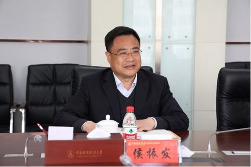 湖南教育厅副厅长女性身份揭秘？