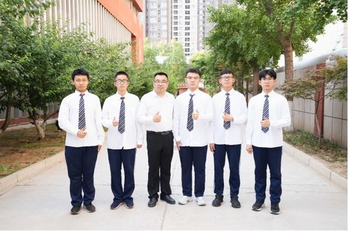 湖南中博青少年教育学校唐小波，其教育理念如何影响青少年？